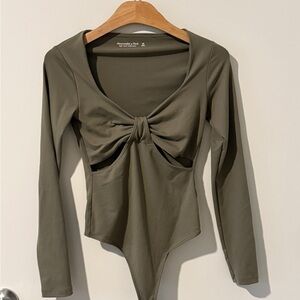 Abercrombie & Fitch Olive Long Sleeve Bodysuit